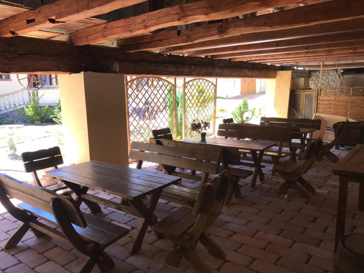Zámeček Zdíky - Zámecký apartmán Bujanov Esterno foto