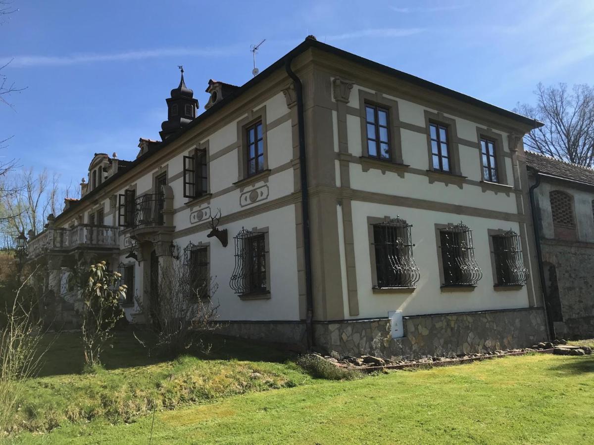 Zámeček Zdíky - Zámecký apartmán Bujanov Esterno foto